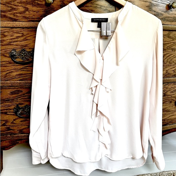 Banana Republic Chiffon Blouse - Picture 1 of 6